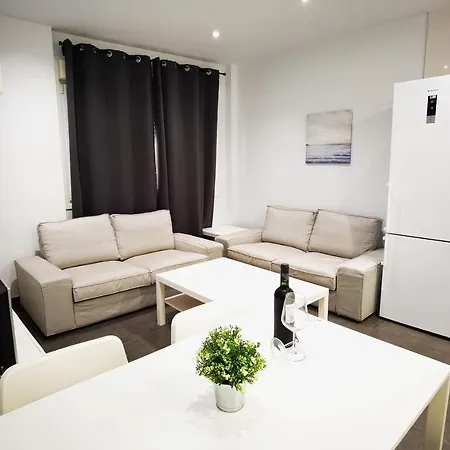 El Comienzo Apartment *